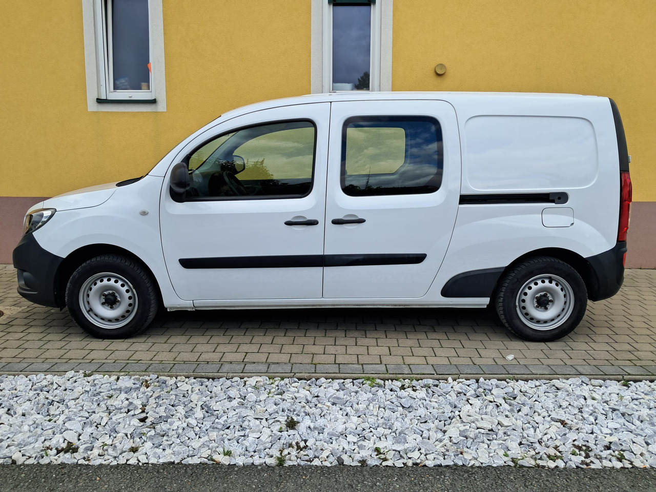 MERCEDES-BENZ Citan 109 CDI 5-Sitzer DKA | Schiebet. beids. | Klima | - شاحنة التوصيل, الشاحنات الصغيرة كابينة مزدوجة: صورة 5 MERCEDES-BENZ Citan 109 CDI 5-Sitzer DKA | Schiebet. beids. | Klima | - شاحنة التوصيل, الشاحنات الصغيرة كابينة مزدوجة: صورة 5