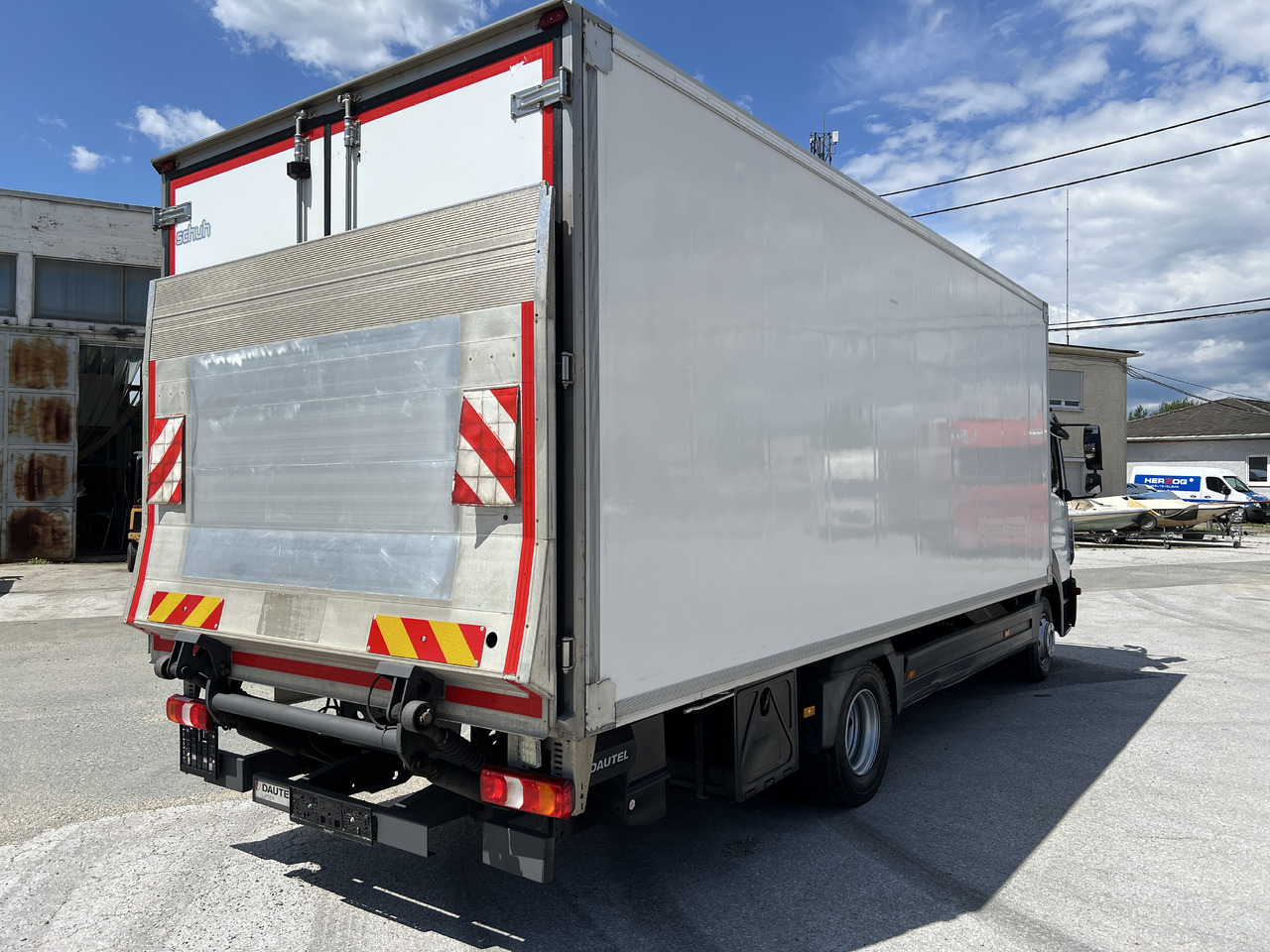 MERCEDES-BENZ Mercedes-Benz Atego 1221 Kühlkoffer mit LBW | EZ 2016 | | Klima | Tempomat | Diff. Hinterachse - شاحنة الفريزر: صورة 5 MERCEDES-BENZ Mercedes-Benz Atego 1221 Kühlkoffer mit LBW | EZ 2016 | | Klima | Tempomat | Diff. Hinterachse - شاحنة الفريزر: صورة 5