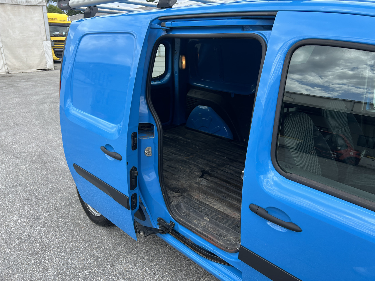 MERCEDES-BENZ Mercedes-Benz Citan 110 CDI | Schiebtür | Flügeltüre/Heck - فان المدمجة: صورة 4 MERCEDES-BENZ Mercedes-Benz Citan 110 CDI | Schiebtür | Flügeltüre/Heck - فان المدمجة: صورة 4