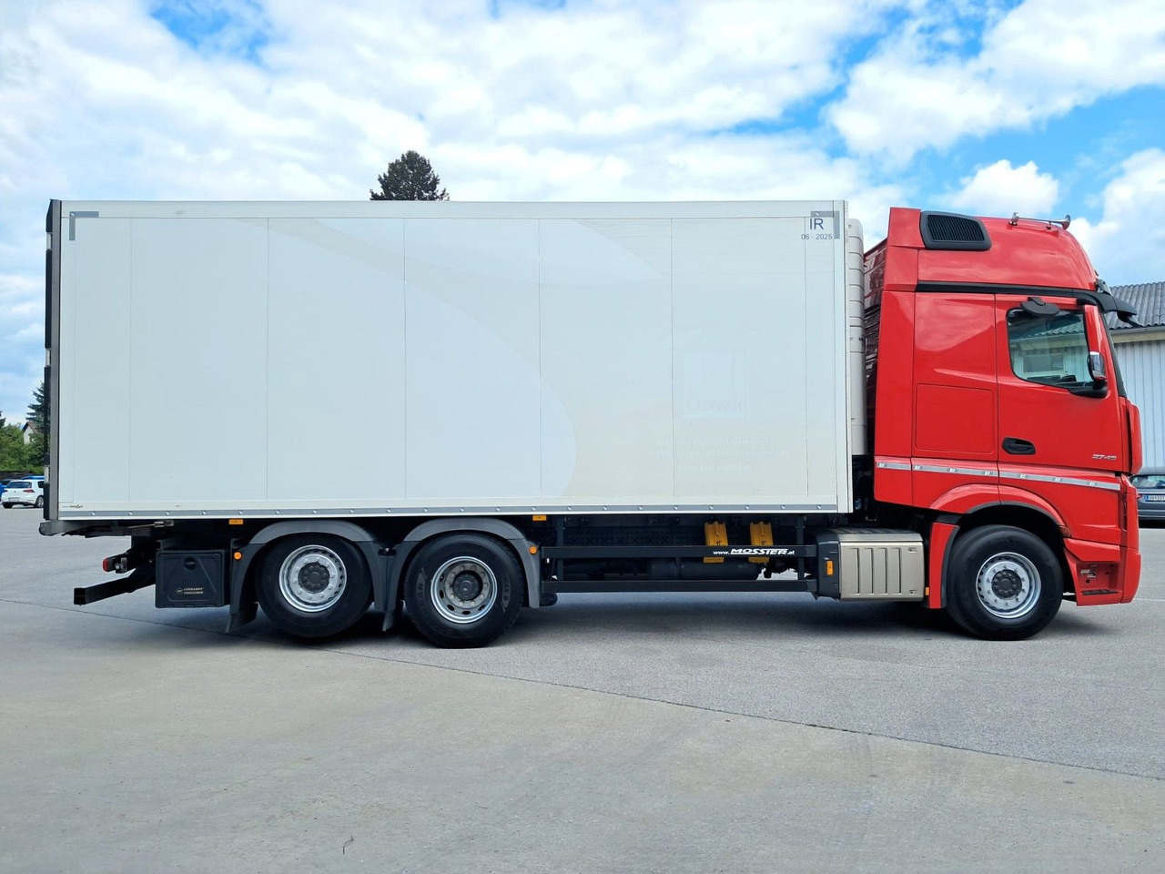 Mercedes-Benz Actros 2745 Kühlkoff | Standklima/heiz | Liftach - شاحنة الفريزر: صورة 3 Mercedes-Benz Actros 2745 Kühlkoff | Standklima/heiz | Liftach - شاحنة الفريزر: صورة 3