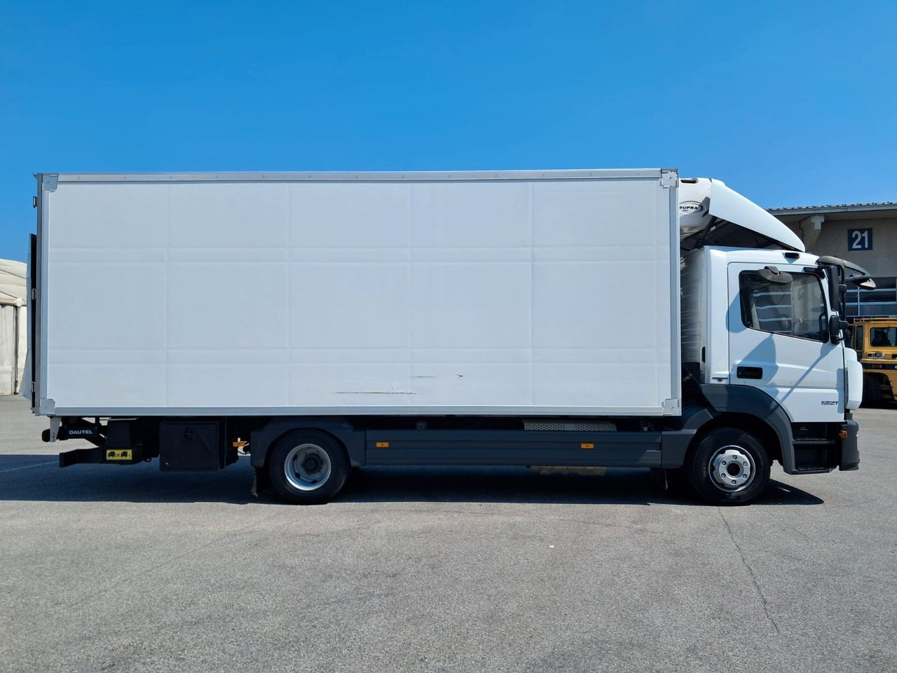 Mercedes-Benz Atego 1221 Kühlkoff LBW | Klima | Tempom | Difff - شاحنة الفريزر: صورة 3 Mercedes-Benz Atego 1221 Kühlkoff LBW | Klima | Tempom | Difff - شاحنة الفريزر: صورة 3