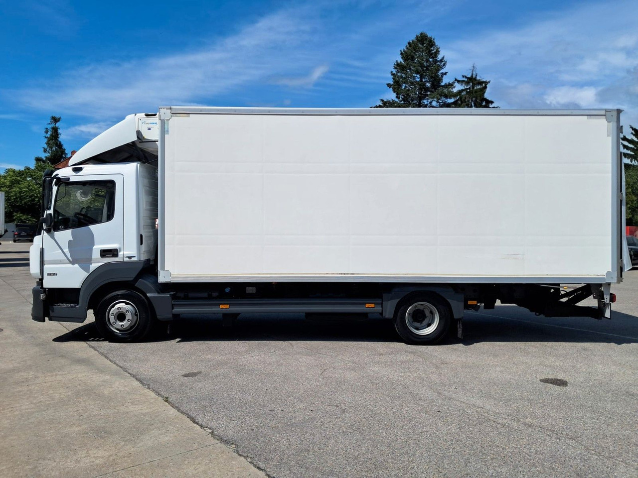 Mercedes-Benz Atego 8.21 Kühlkoffer LBW | Klima | Tempo | Dif - شاحنة الفريزر: صورة 4 Mercedes-Benz Atego 8.21 Kühlkoffer LBW | Klima | Tempo | Dif - شاحنة الفريزر: صورة 4