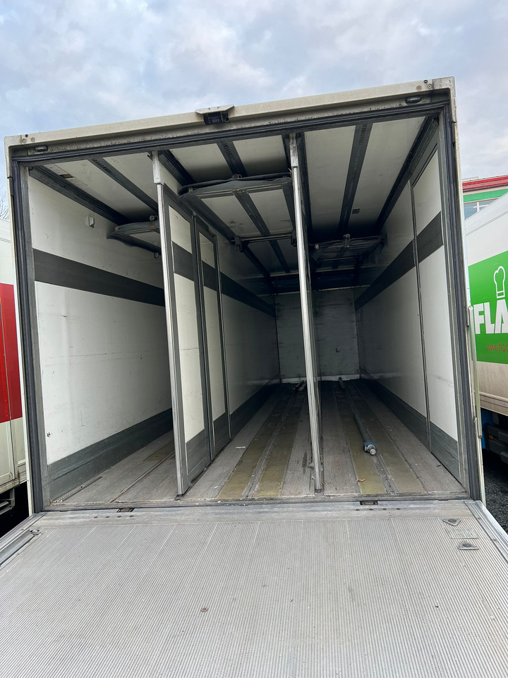 MERCEDES-BENZ ATEGO 1530 - شاحنة الفريزر: صورة 5 MERCEDES-BENZ ATEGO 1530 - شاحنة الفريزر: صورة 5