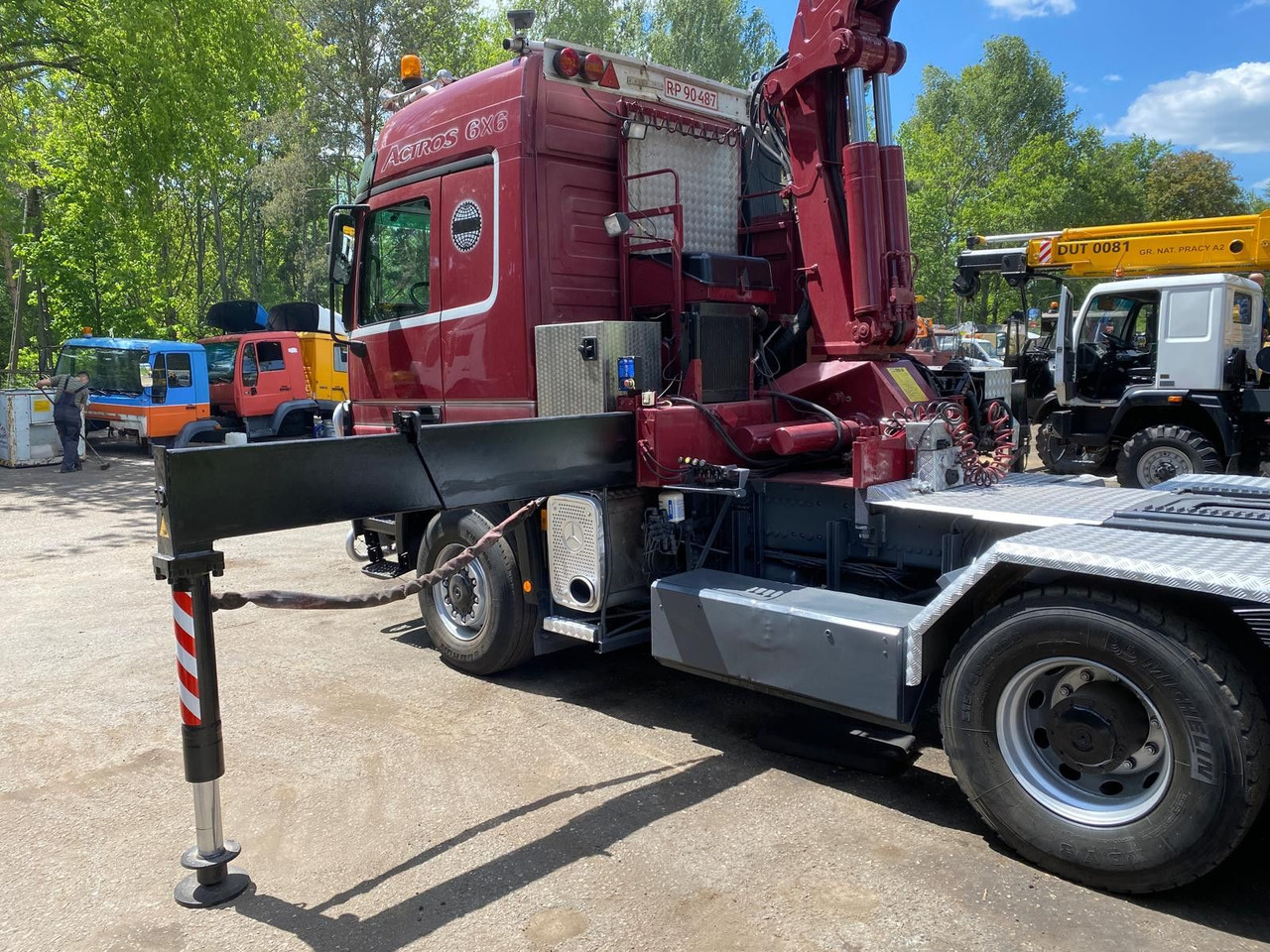 Mercedes-Benz ACTROS 3348 Kran HMF3720K4 Fly-Jip Fun k Klima - شاحنة كرين: صورة 5 Mercedes-Benz ACTROS 3348 Kran HMF3720K4 Fly-Jip Fun k Klima - شاحنة كرين: صورة 5