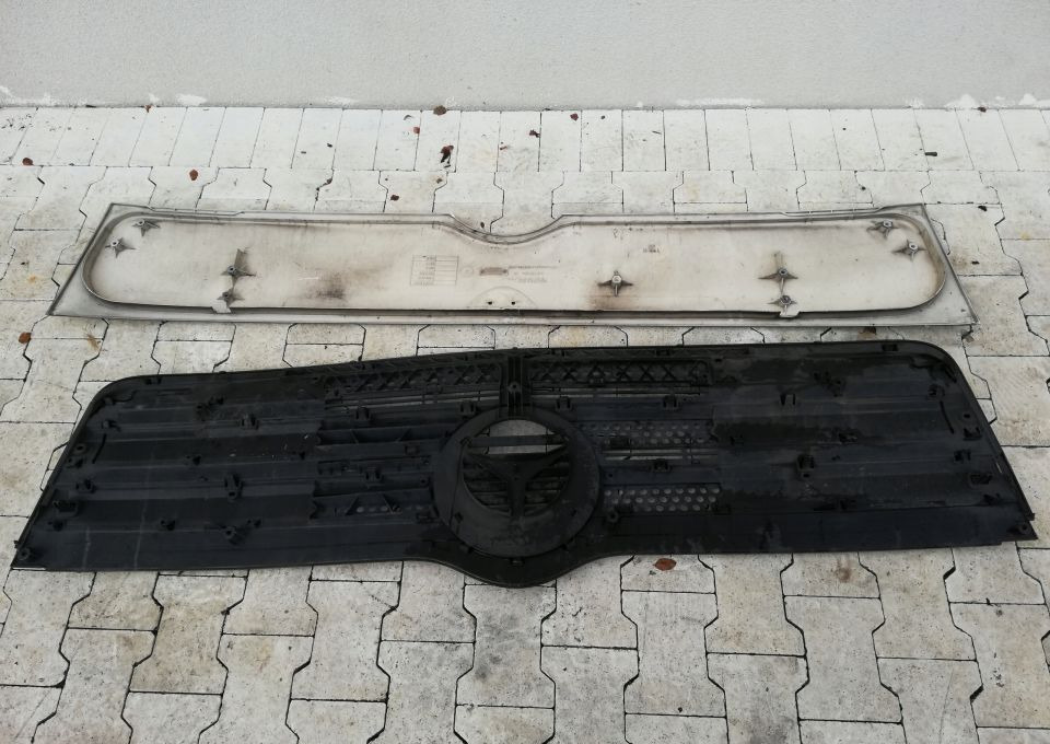 ATRAPA GRILL MASKA MERCEDES ATEGO EURO6 - غطاء محرك المركبة: صورة 4 ATRAPA GRILL MASKA MERCEDES ATEGO EURO6 - غطاء محرك المركبة: صورة 4