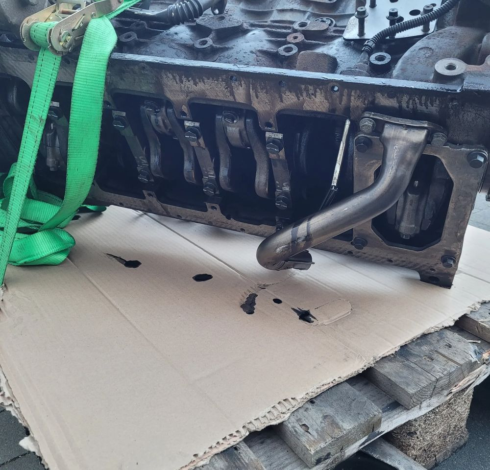 BLOK SILNIKA IVECO EUROCARGO E6 - حاجز الاسطوانة - شاحنة: صورة 4 BLOK SILNIKA IVECO EUROCARGO E6 - حاجز الاسطوانة - شاحنة: صورة 4