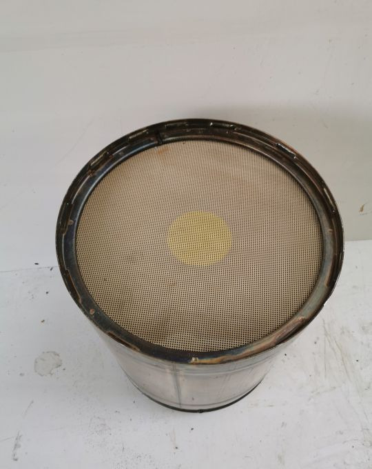 DPF WKŁAD KATALIZATORA IVECO STRALIS HI WAY E6. - كاتم الصوت/الخمارات - شاحنة: صورة 1 DPF WKŁAD KATALIZATORA IVECO STRALIS HI WAY E6. - كاتم الصوت/الخمارات - شاحنة: صورة 1