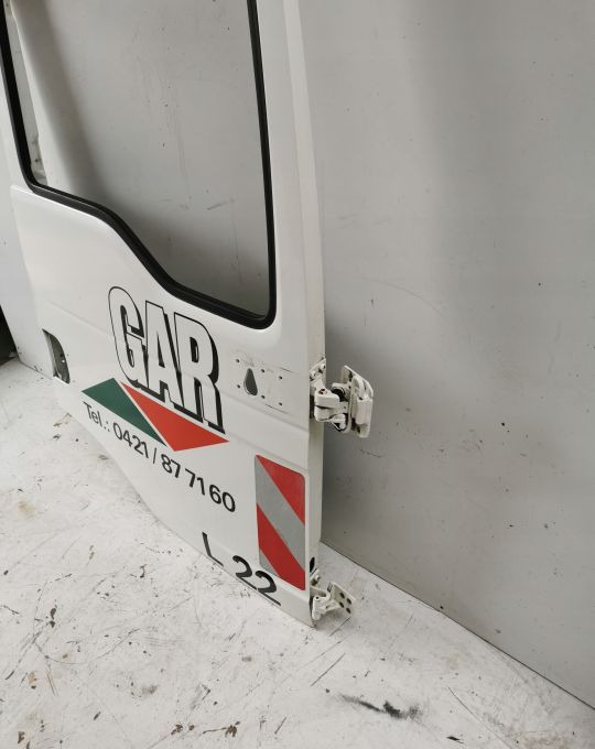 DRZWI MAN TGS TGL TGA WASKA KABINA PRAWE - باب و قطع الغيار - شاحنة: صورة 2 DRZWI MAN TGS TGL TGA WASKA KABINA PRAWE - باب و قطع الغيار - شاحنة: صورة 2