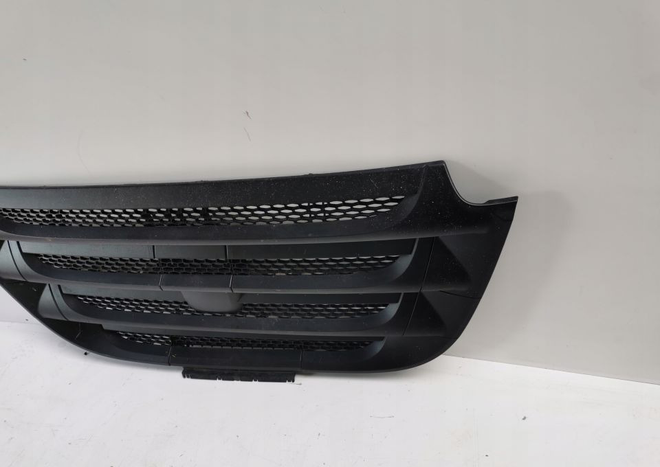 GRILL ATRAPA DAF CF EURO6 1886592 ORYGINAŁ - شبكة أمامية - شاحنة: صورة 2 GRILL ATRAPA DAF CF EURO6 1886592 ORYGINAŁ - شبكة أمامية - شاحنة: صورة 2