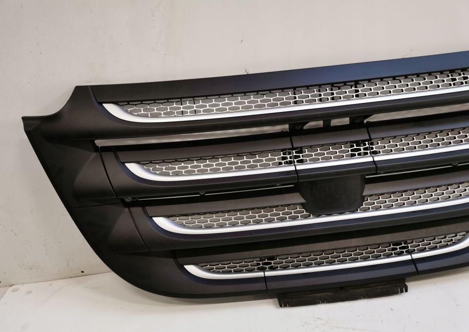 GRILL ATRAPA DAF XF 106 lift ORYGINAŁ 2048272 - شبكة أمامية - شاحنة: صورة 2 GRILL ATRAPA DAF XF 106 lift ORYGINAŁ 2048272 - شبكة أمامية - شاحنة: صورة 2