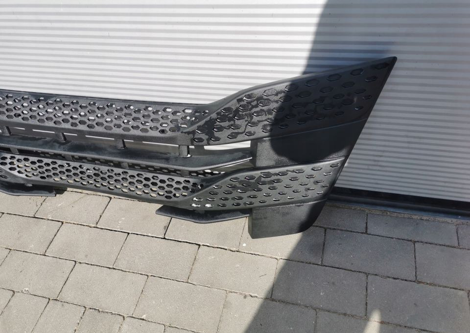 GRILL ATRAPA IVECO STRALIS S WAY 5802401392 - غطاء محرك المركبة: صورة 3 GRILL ATRAPA IVECO STRALIS S WAY 5802401392 - غطاء محرك المركبة: صورة 3