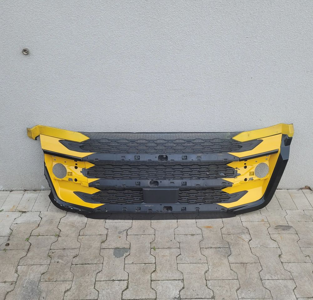 GRILL DAF XG ORYGINAŁ USZKODZONA 2311439 CHWALIM116 - شبكة أمامية - شاحنة: صورة 1 GRILL DAF XG ORYGINAŁ USZKODZONA 2311439 CHWALIM116 - شبكة أمامية - شاحنة: صورة 1