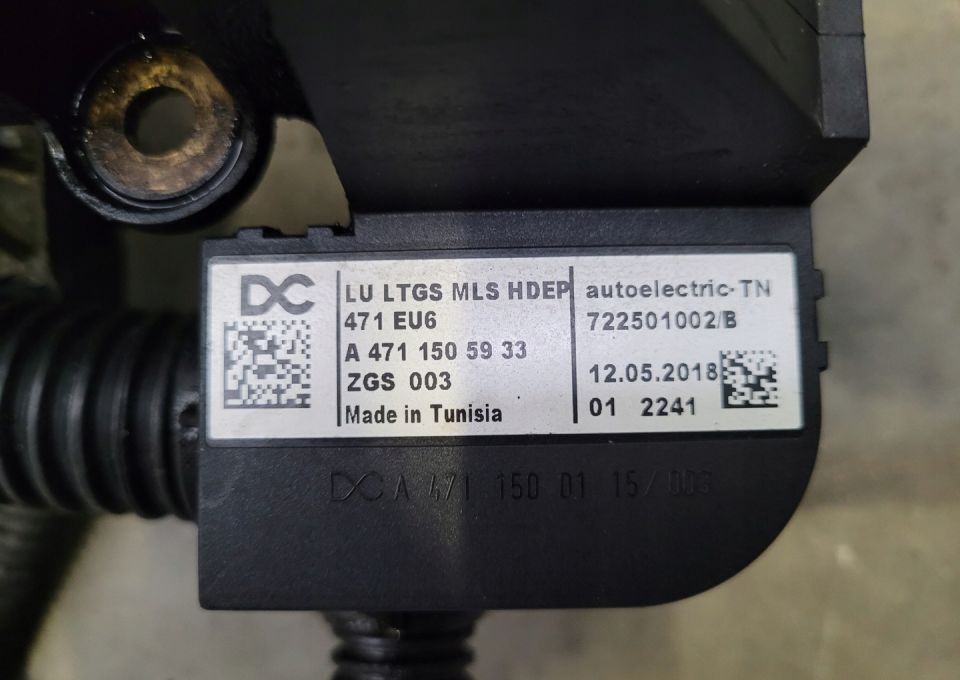 INSTALACJA MERCEDES ACTROS MP4 A4711505933 - تسخير/ تجميع الكابلات - شاحنة: صورة 2 INSTALACJA MERCEDES ACTROS MP4 A4711505933 - تسخير/ تجميع الكابلات - شاحنة: صورة 2