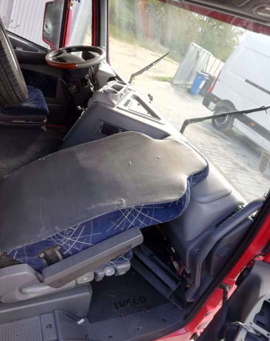 KABINA IVECO STRALIS E5 2007R.BEZWYPADEK - كابينة - شاحنة: صورة 2 KABINA IVECO STRALIS E5 2007R.BEZWYPADEK - كابينة - شاحنة: صورة 2