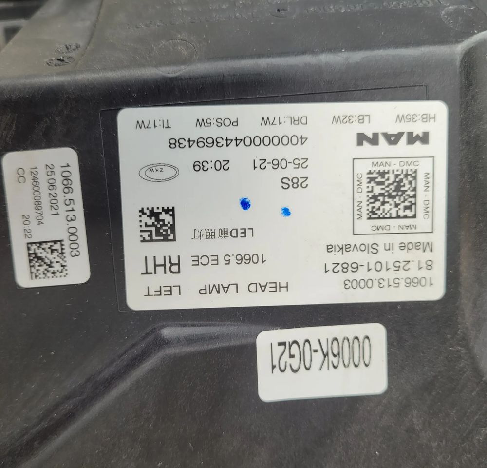 LAMPA LED MAN TG3 TGX NM ORYGINAŁ 81.25101-6821 LEWA CHWALIM116 - أضواء/ إضاءة - شاحنة: صورة 4 LAMPA LED MAN TG3 TGX NM ORYGINAŁ 81.25101-6821 LEWA CHWALIM116 - أضواء/ إضاءة - شاحنة: صورة 4