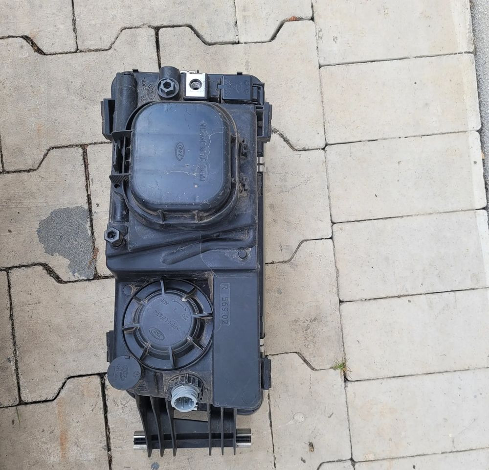 LAMPA MAN TGL E6 PRAWA ORYGINAŁ 81.25101-6638 - أضواء/ إضاءة - شاحنة: صورة 2 LAMPA MAN TGL E6 PRAWA ORYGINAŁ 81.25101-6638 - أضواء/ إضاءة - شاحنة: صورة 2