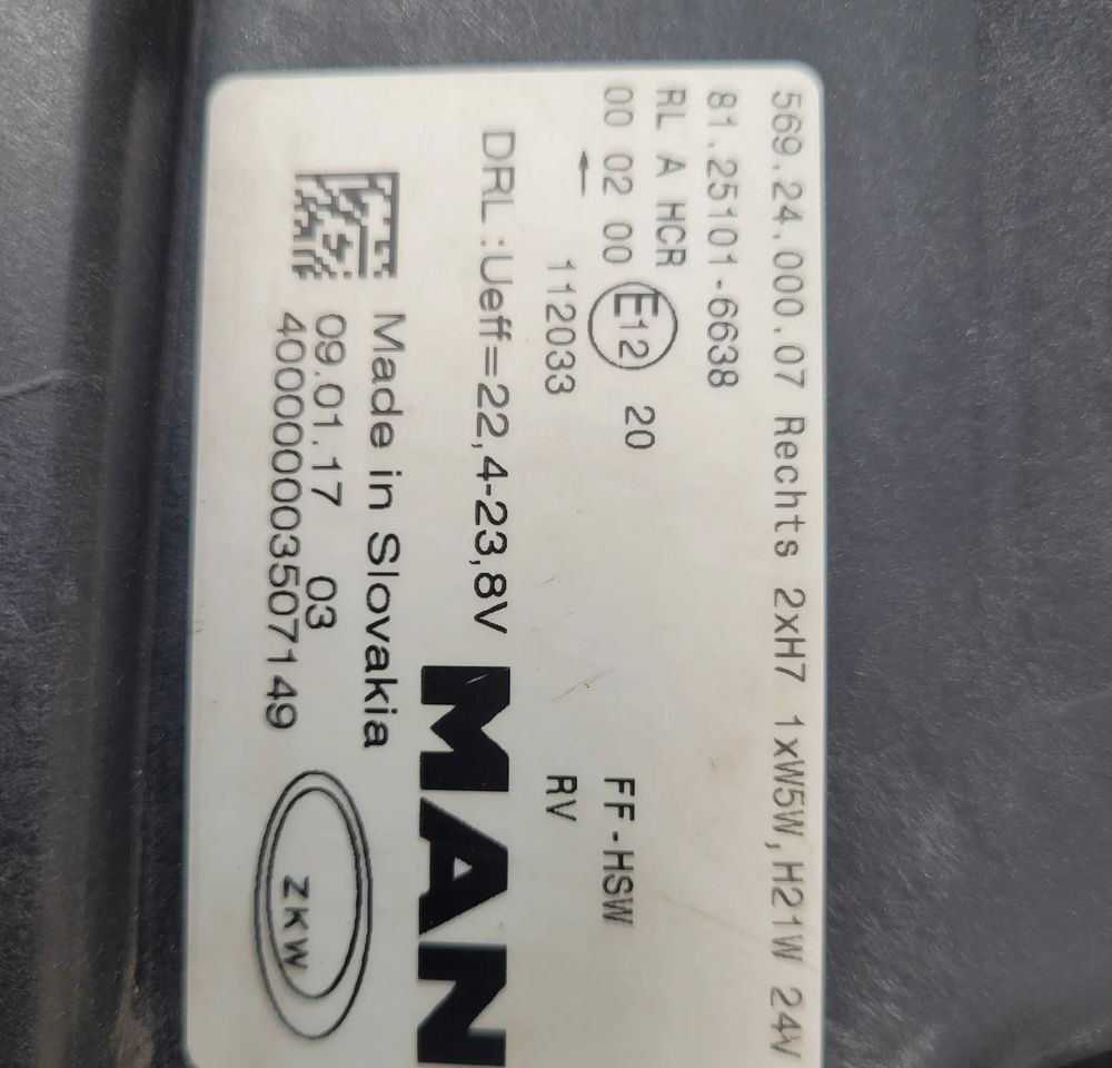 LAMPA MAN TGL E6 PRAWA ORYGINAŁ 81.25101-6638 - أضواء/ إضاءة - شاحنة: صورة 4 LAMPA MAN TGL E6 PRAWA ORYGINAŁ 81.25101-6638 - أضواء/ إضاءة - شاحنة: صورة 4