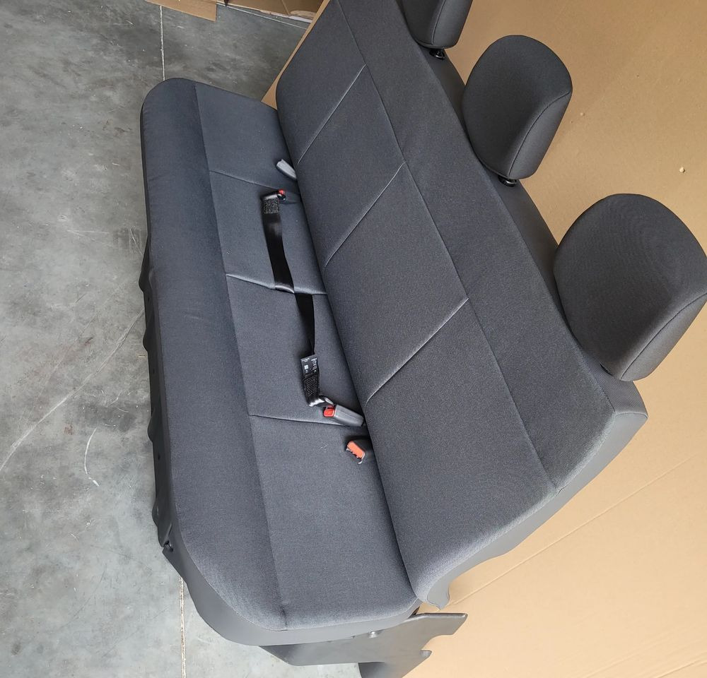 ŁAWKA FOTELE DOKA RENAULT MASTER MOVANO NOWE ORYGINAŁ CHWALIM116 - مقعد - شاحنة: صورة 3 ŁAWKA FOTELE DOKA RENAULT MASTER MOVANO NOWE ORYGINAŁ CHWALIM116 - مقعد - شاحنة: صورة 3