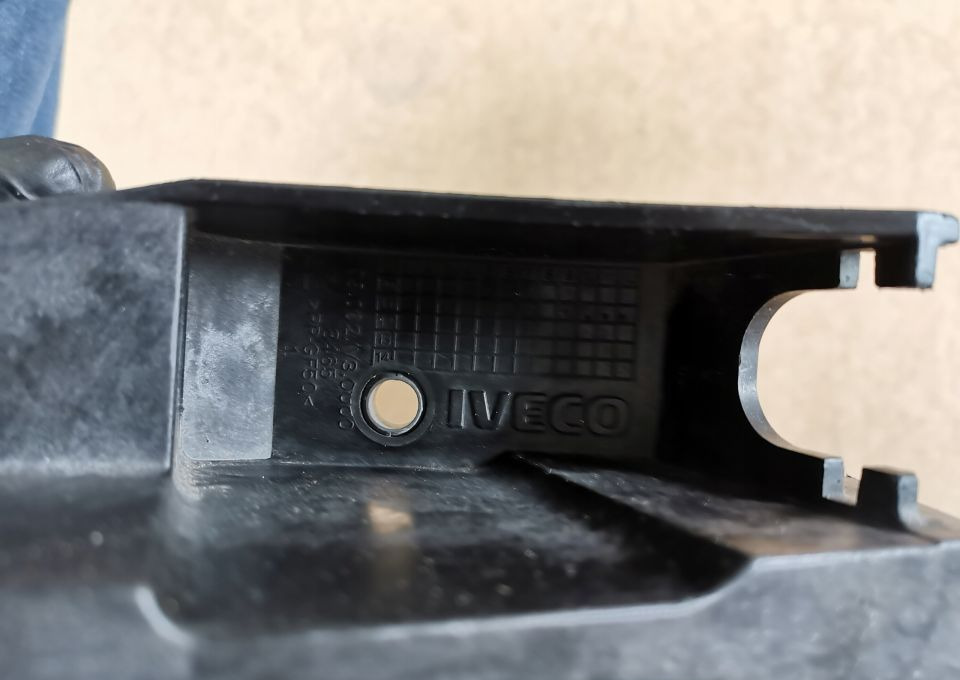 LEWAREK BIEGÓW WYBIERAK IVECO DAILY 5B. - عتلة تبديل السرعة - شاحنة التوصيل: صورة 2 LEWAREK BIEGÓW WYBIERAK IVECO DAILY 5B. - عتلة تبديل السرعة - شاحنة التوصيل: صورة 2