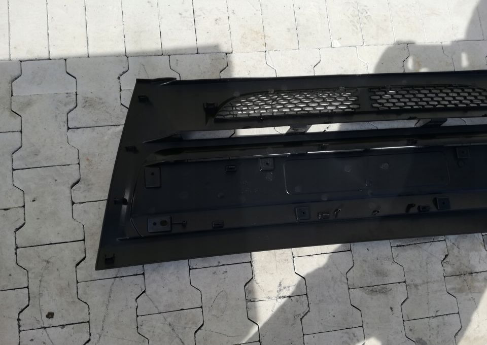 MASKA GRILL ATRAPA DAF LF NOWY ORYGINAŁ EURO6 - غطاء محرك المركبة - شاحنة: صورة 5 MASKA GRILL ATRAPA DAF LF NOWY ORYGINAŁ EURO6 - غطاء محرك المركبة - شاحنة: صورة 5