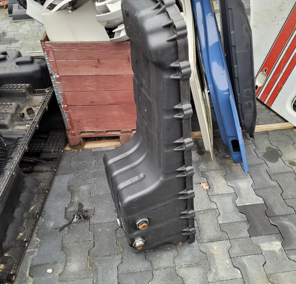 MISKA OLEJOWA RENAULT RANGE T 13 DXI 13 - حوض الزيت - شاحنة: صورة 2 MISKA OLEJOWA RENAULT RANGE T 13 DXI 13 - حوض الزيت - شاحنة: صورة 2