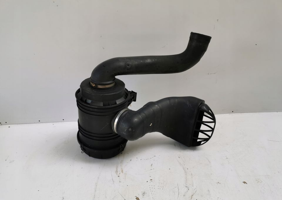 OBUDOWA FILTRA POWIETRZA Łącznik MAN TGL TGM - فلتر الهواء - شاحنة: صورة 1 OBUDOWA FILTRA POWIETRZA Łącznik MAN TGL TGM - فلتر الهواء - شاحنة: صورة 1