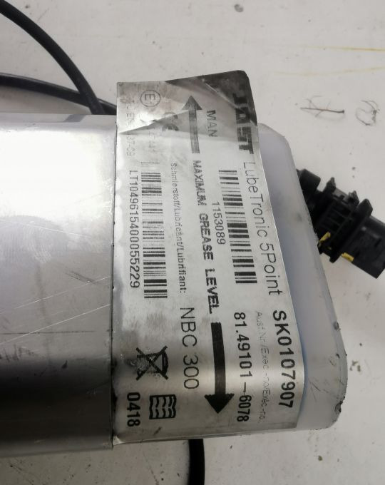 SMAROWANIE SIODŁA JOST MAN TGX TGS 81.49101-6078 - وصلة العجلة الخامسة - شاحنة: صورة 2 SMAROWANIE SIODŁA JOST MAN TGX TGS 81.49101-6078 - وصلة العجلة الخامسة - شاحنة: صورة 2