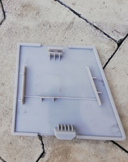 ZAŚLEPKA ZDERZAKA IVECO EUROCARGO WYSOKI ZDERZAK - مصد العربة - شاحنة: صورة 2 ZAŚLEPKA ZDERZAKA IVECO EUROCARGO WYSOKI ZDERZAK - مصد العربة - شاحنة: صورة 2