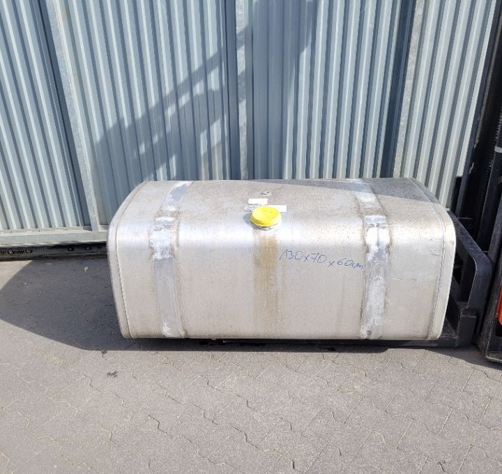 ZBIORNIK PALIWA MAN 480l 81.12201-6842 - خزان الوقود - شاحنة: صورة 1 ZBIORNIK PALIWA MAN 480l 81.12201-6842 - خزان الوقود - شاحنة: صورة 1