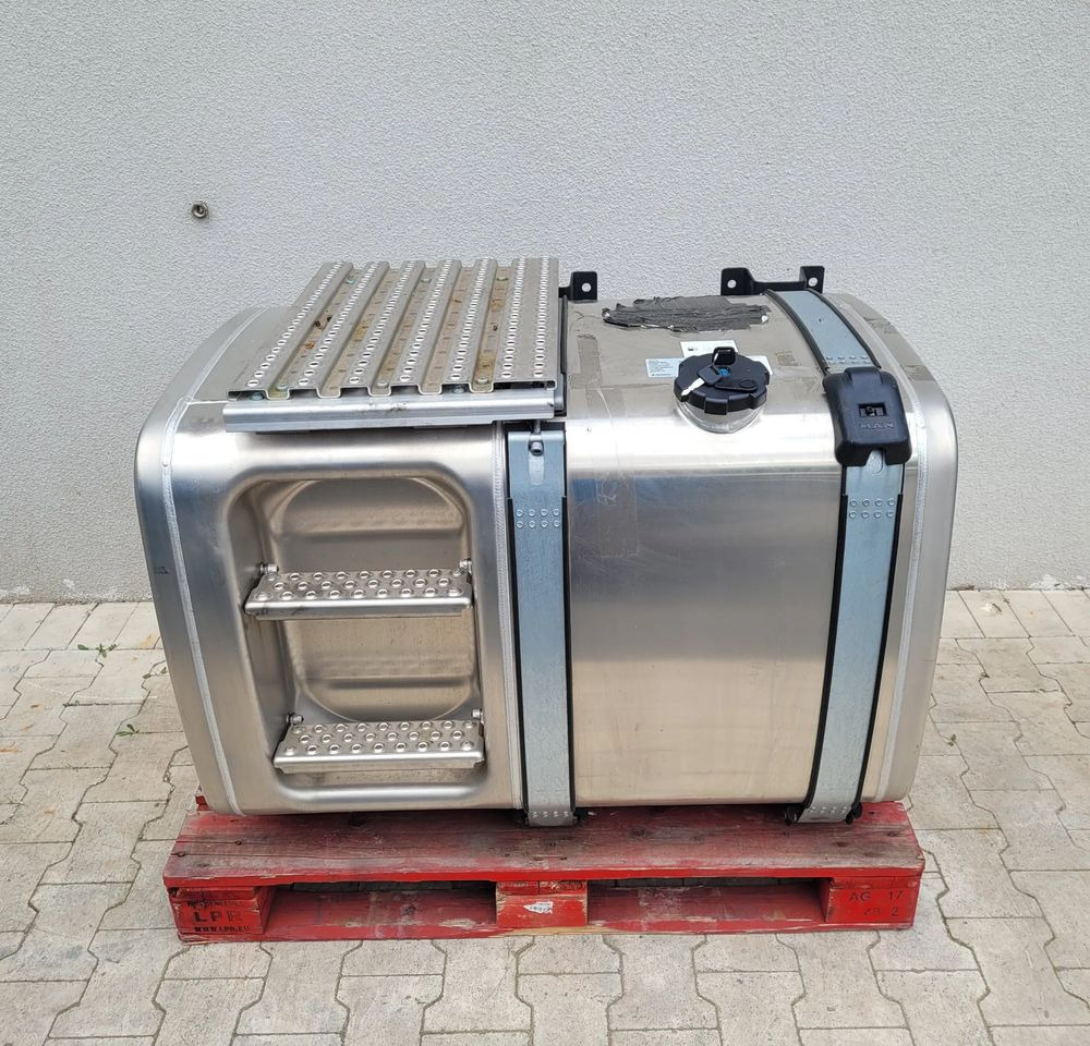 نظام الوقود - شاحنة ZBIORNIK PALIWA MAN TGX TG3 81.12201-6929 460L CHWALIM116: صورة 1