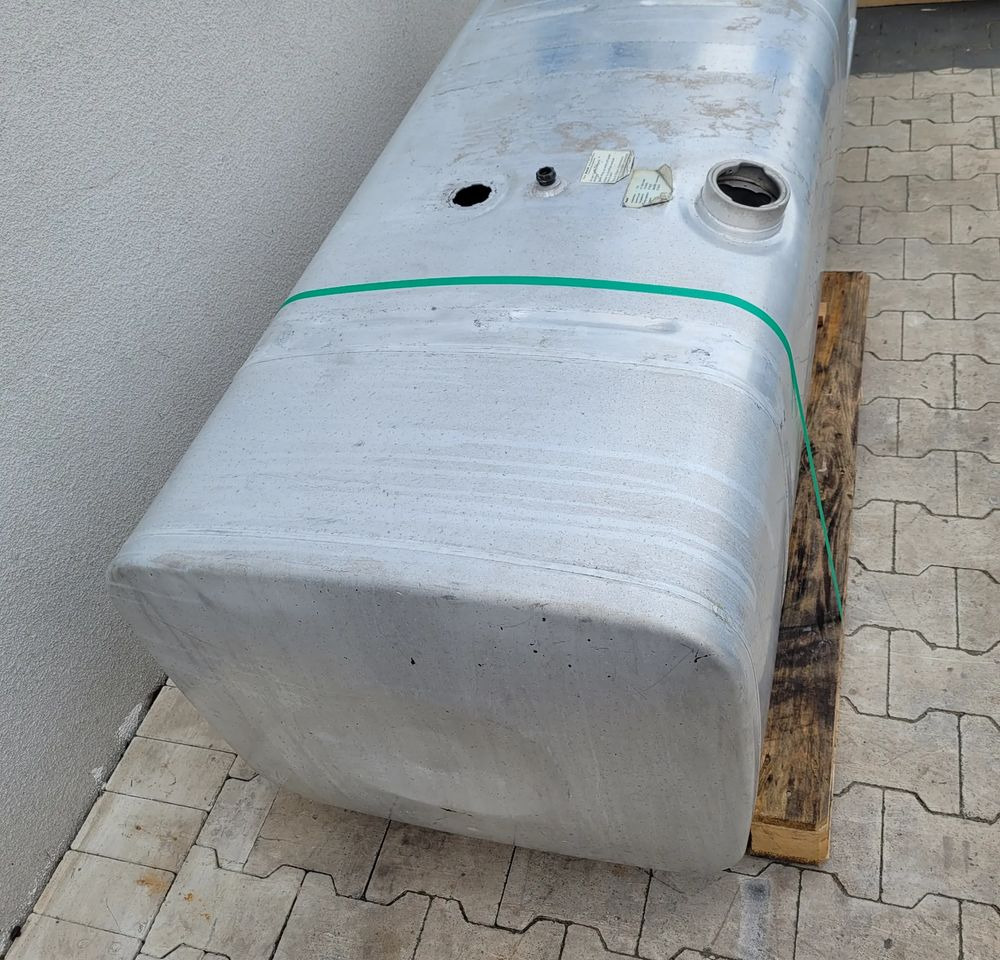 ZBIORNIK PALIWA MAN TGX TGS 200X60X70CM - خزان الوقود - شاحنة: صورة 3 ZBIORNIK PALIWA MAN TGX TGS 200X60X70CM - خزان الوقود - شاحنة: صورة 3