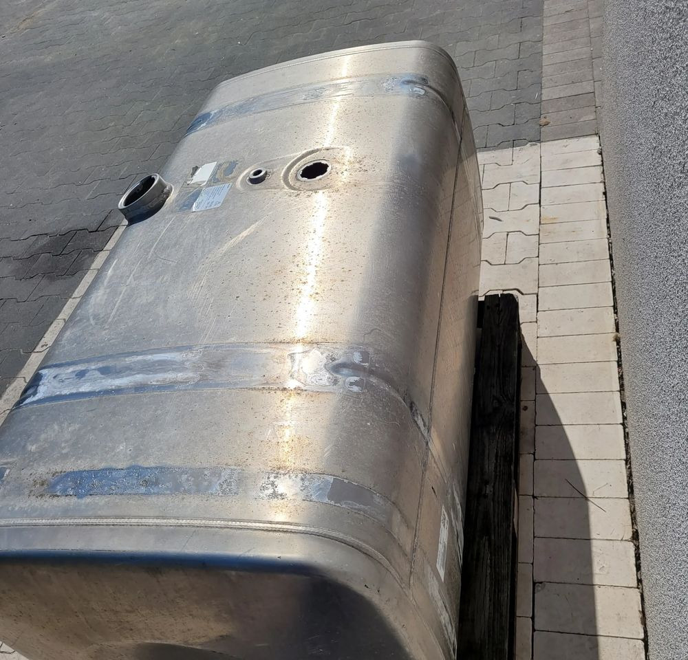 ZBIORNIK PALIWA MAN TGX TGS 490L 130X63X68CM - خزان الوقود - شاحنة: صورة 5 ZBIORNIK PALIWA MAN TGX TGS 490L 130X63X68CM - خزان الوقود - شاحنة: صورة 5