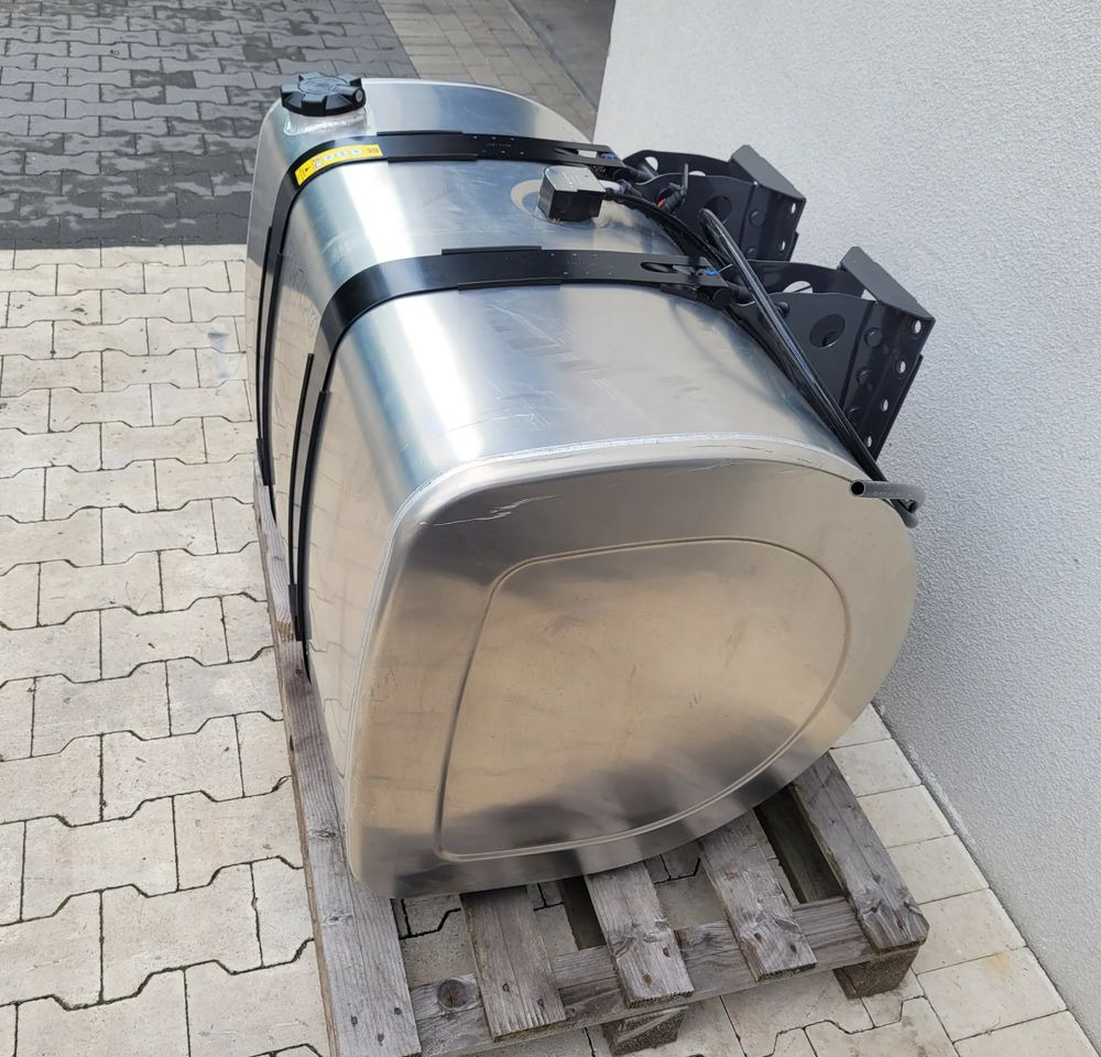 ZBIORNIK PALIWA VOLVO FH4 RENAULT OM 21516447 100X70X70 405L. - خزان الوقود - شاحنة: صورة 2 ZBIORNIK PALIWA VOLVO FH4 RENAULT OM 21516447 100X70X70 405L. - خزان الوقود - شاحنة: صورة 2