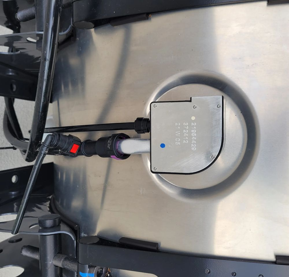 جديدة خزان الوقود - شاحنة ZBIORNIK PALIWA VOLVO FH4 RENAULT OM 21516447 100X70X70 405L.: صورة 6 جديدة خزان الوقود - شاحنة ZBIORNIK PALIWA VOLVO FH4 RENAULT OM 21516447 100X70X70 405L.: صورة 6