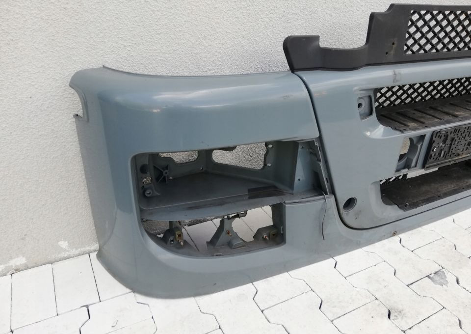 ZDERZAK IVECO STRALIS WĄSKA KABINA - مصد العربة - شاحنة: صورة 2 ZDERZAK IVECO STRALIS WĄSKA KABINA - مصد العربة - شاحنة: صورة 2