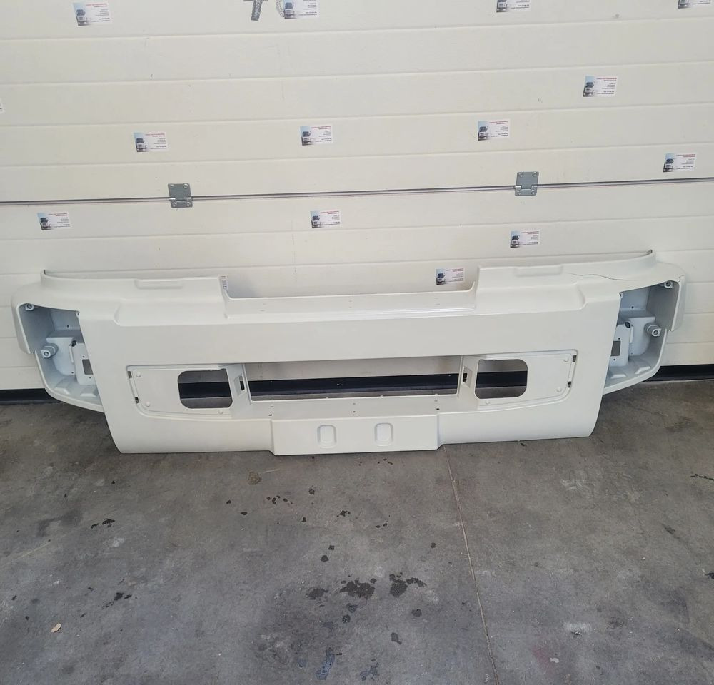 ZDERZAK ORYGINAŁ VOLVO FL WYSOKI 20958817 - مصد العربة - شاحنة: صورة 1 ZDERZAK ORYGINAŁ VOLVO FL WYSOKI 20958817 - مصد العربة - شاحنة: صورة 1