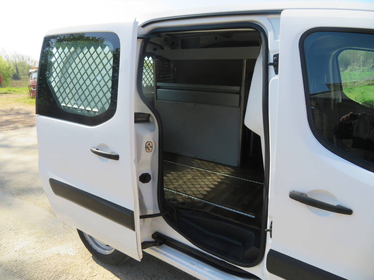 فان CITROËN Berlingo 1.6 BlueHDi CLUB: صورة 9