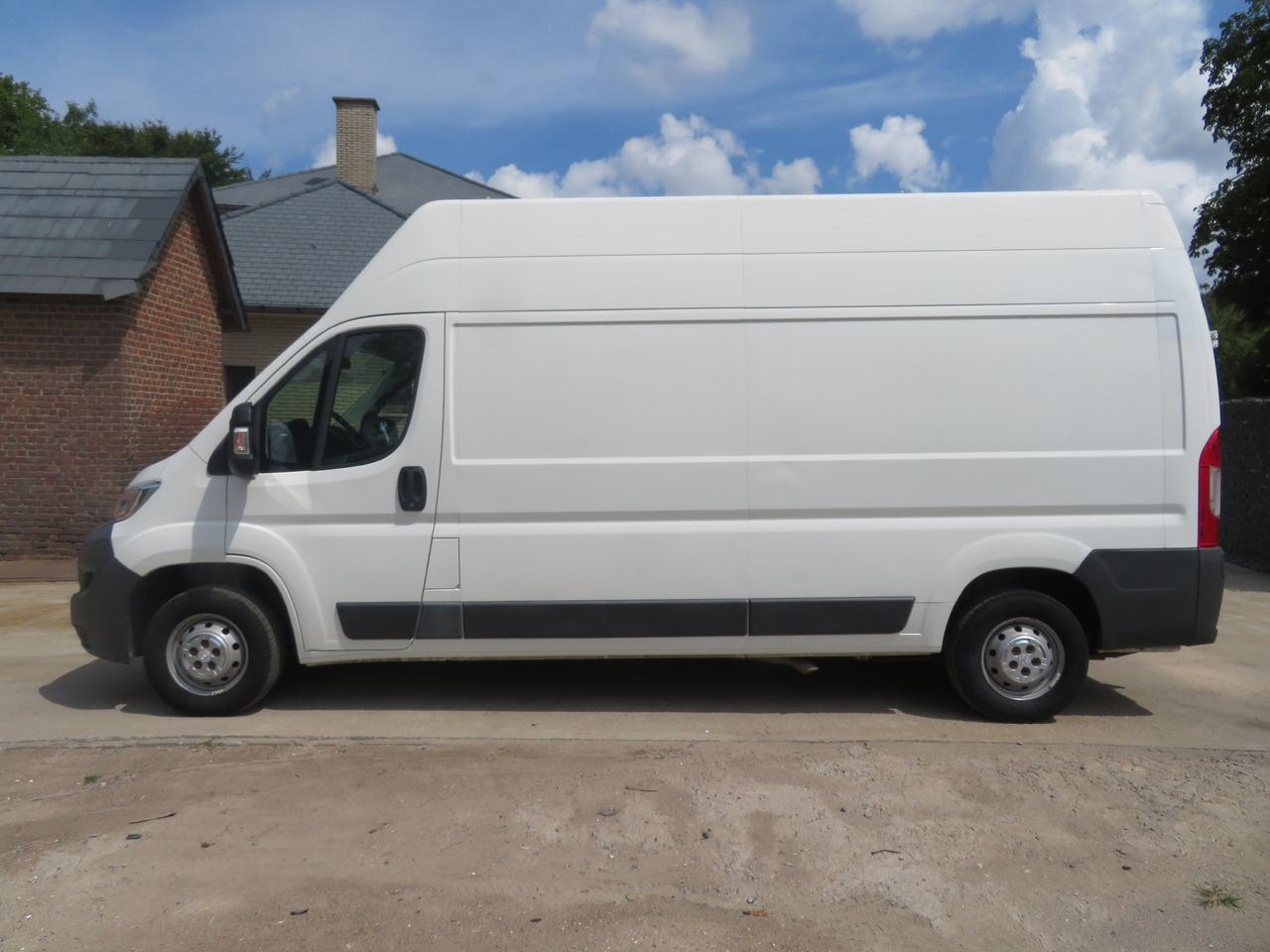 CITROËN Jumper Club - L3H3 2.0BlueHDi - Laadbrug - فان: صورة 4 CITROËN Jumper Club - L3H3 2.0BlueHDi - Laadbrug - فان: صورة 4
