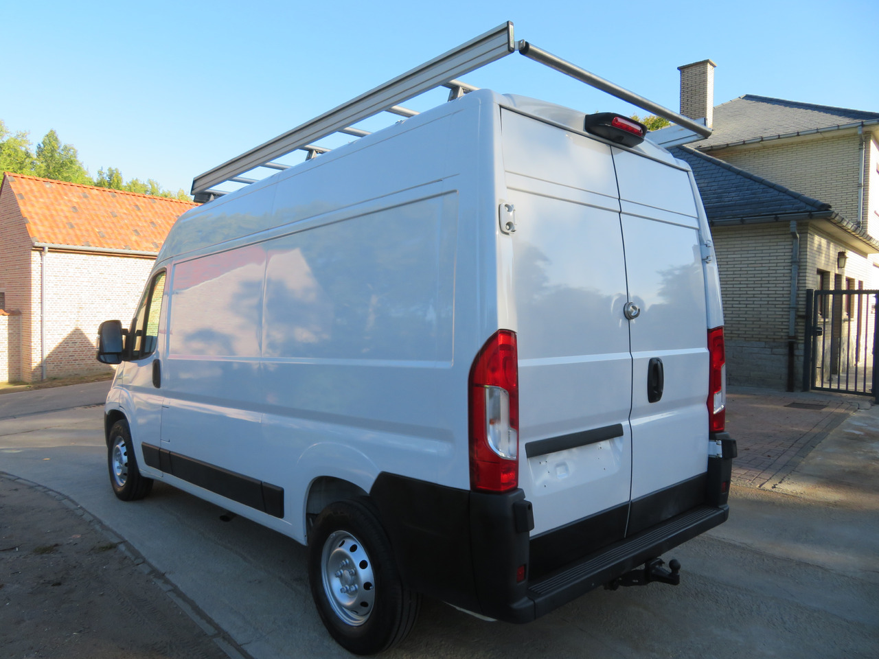 Fiat Ducato 2.3 Multijet L2H2 - فان: صورة 5 Fiat Ducato 2.3 Multijet L2H2 - فان: صورة 5