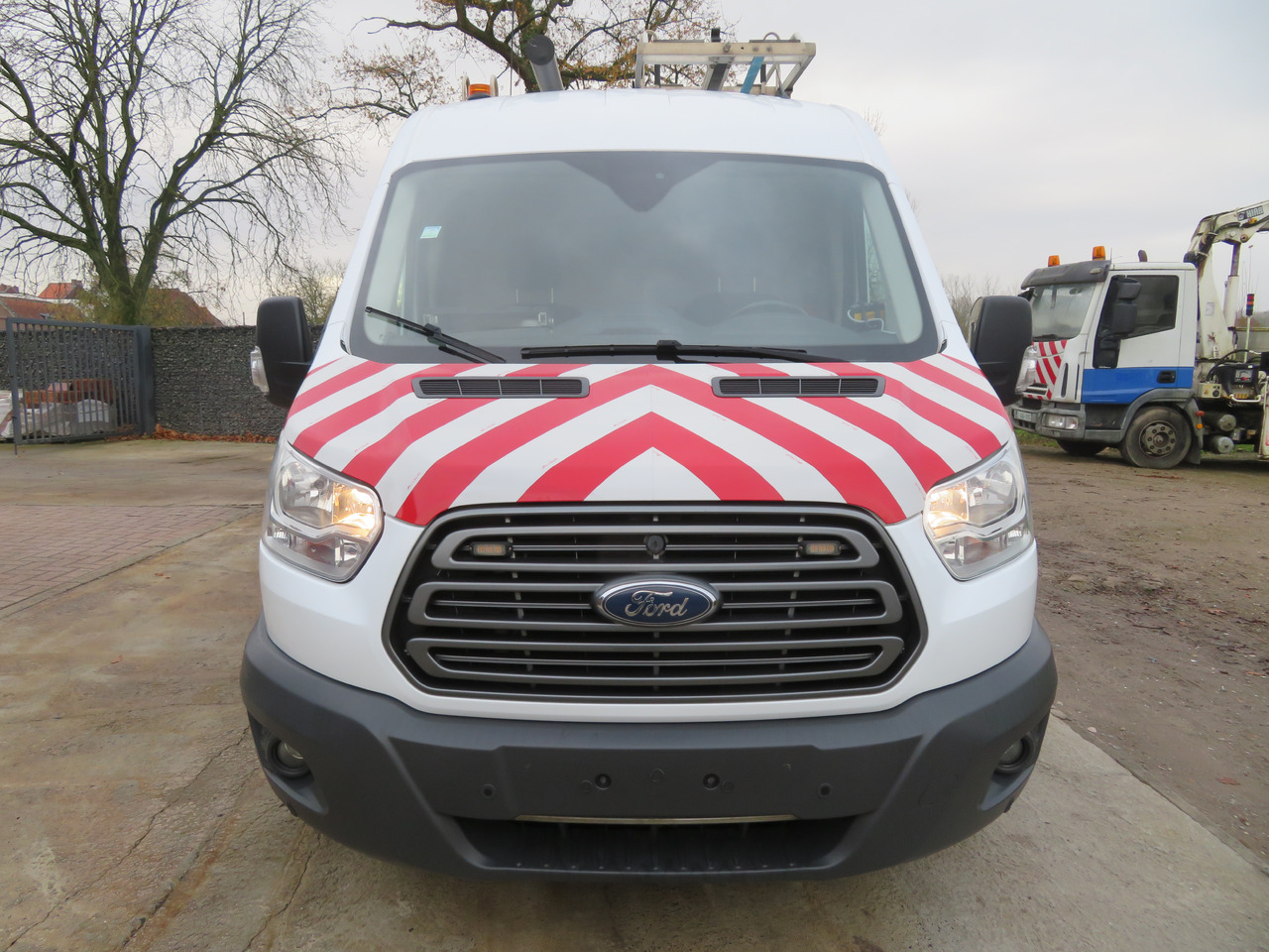 Ford Transit 2.0TDCi - L2H2 - فان: صورة 2 Ford Transit 2.0TDCi - L2H2 - فان: صورة 2
