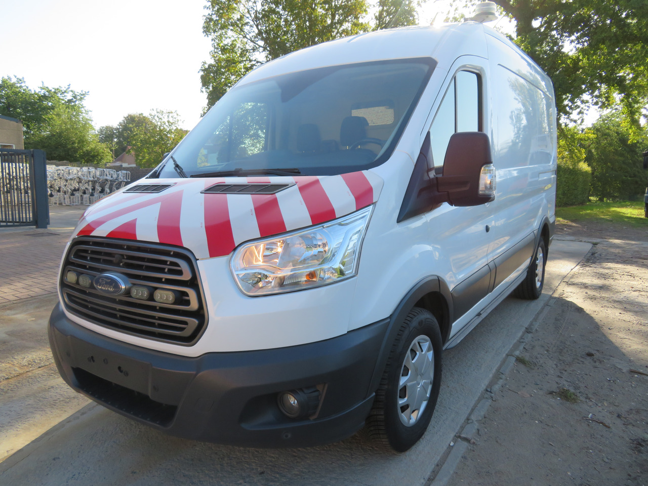 Ford Transit 2.0TDCi - فان: صورة 3 Ford Transit 2.0TDCi - فان: صورة 3
