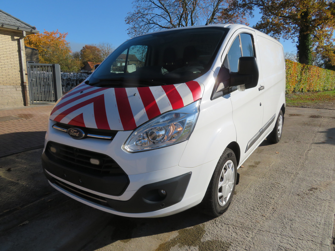 Ford Transit Custom 2.0tdci - فان المدمجة: صورة 3 Ford Transit Custom 2.0tdci - فان المدمجة: صورة 3