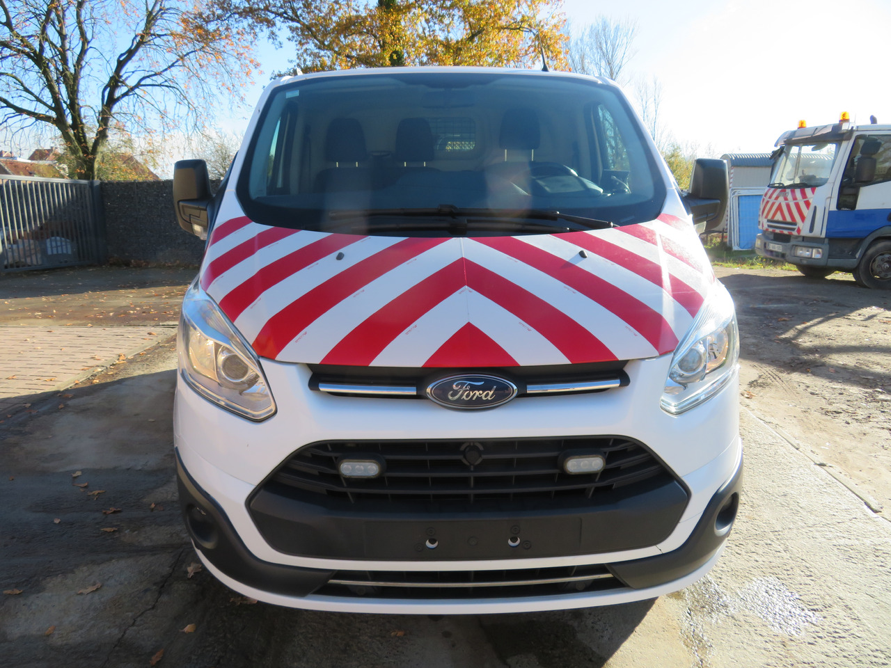 Ford Transit Custom 2.0tdci - فان المدمجة: صورة 2 Ford Transit Custom 2.0tdci - فان المدمجة: صورة 2