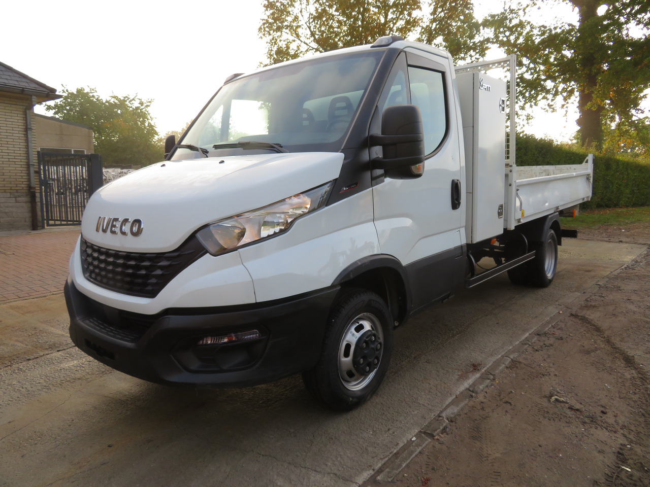Iveco Daily 35C16 3.0 - L3 - Kipper - قلاب صغير: صورة 3 Iveco Daily 35C16 3.0 - L3 - Kipper - قلاب صغير: صورة 3