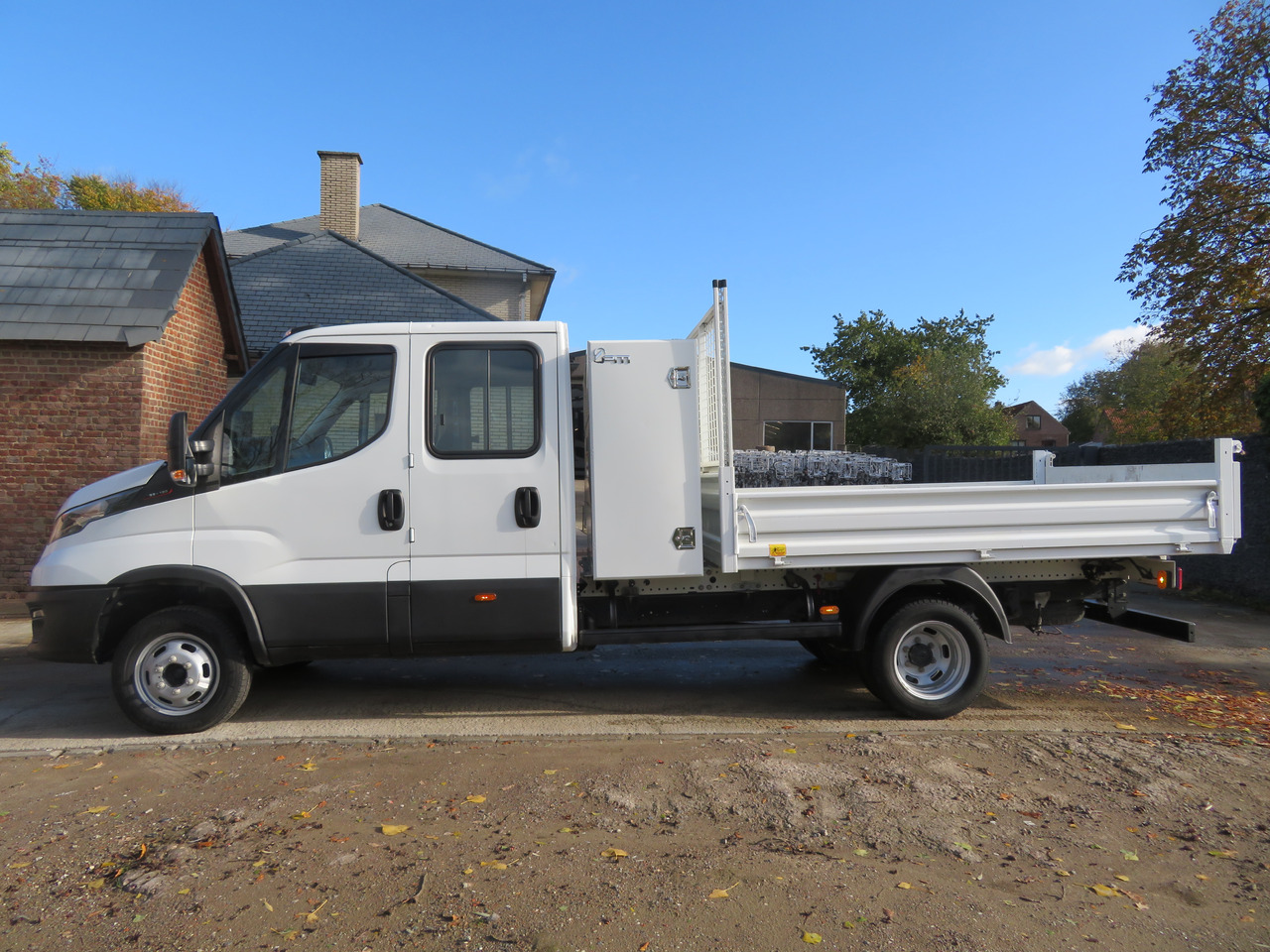 Iveco Daily 35C16 3.0 - قلاب صغير, الشاحنات الصغيرة كابينة مزدوجة: صورة 4 Iveco Daily 35C16 3.0 - قلاب صغير, الشاحنات الصغيرة كابينة مزدوجة: صورة 4