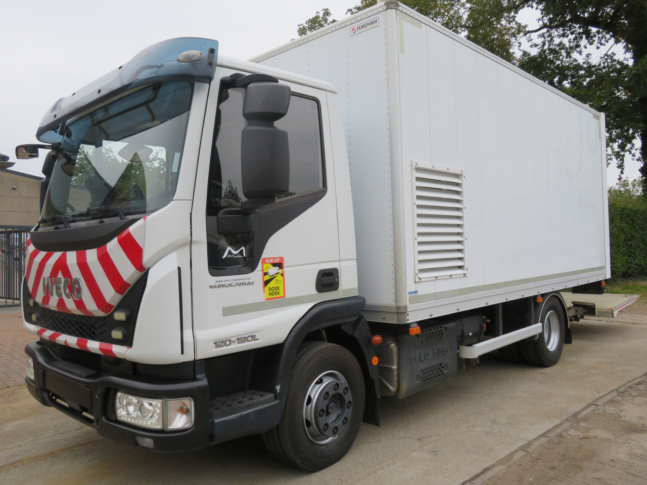 Iveco Eurocargo 120EL - شاحنة مقفلة: صورة 3 Iveco Eurocargo 120EL - شاحنة مقفلة: صورة 3