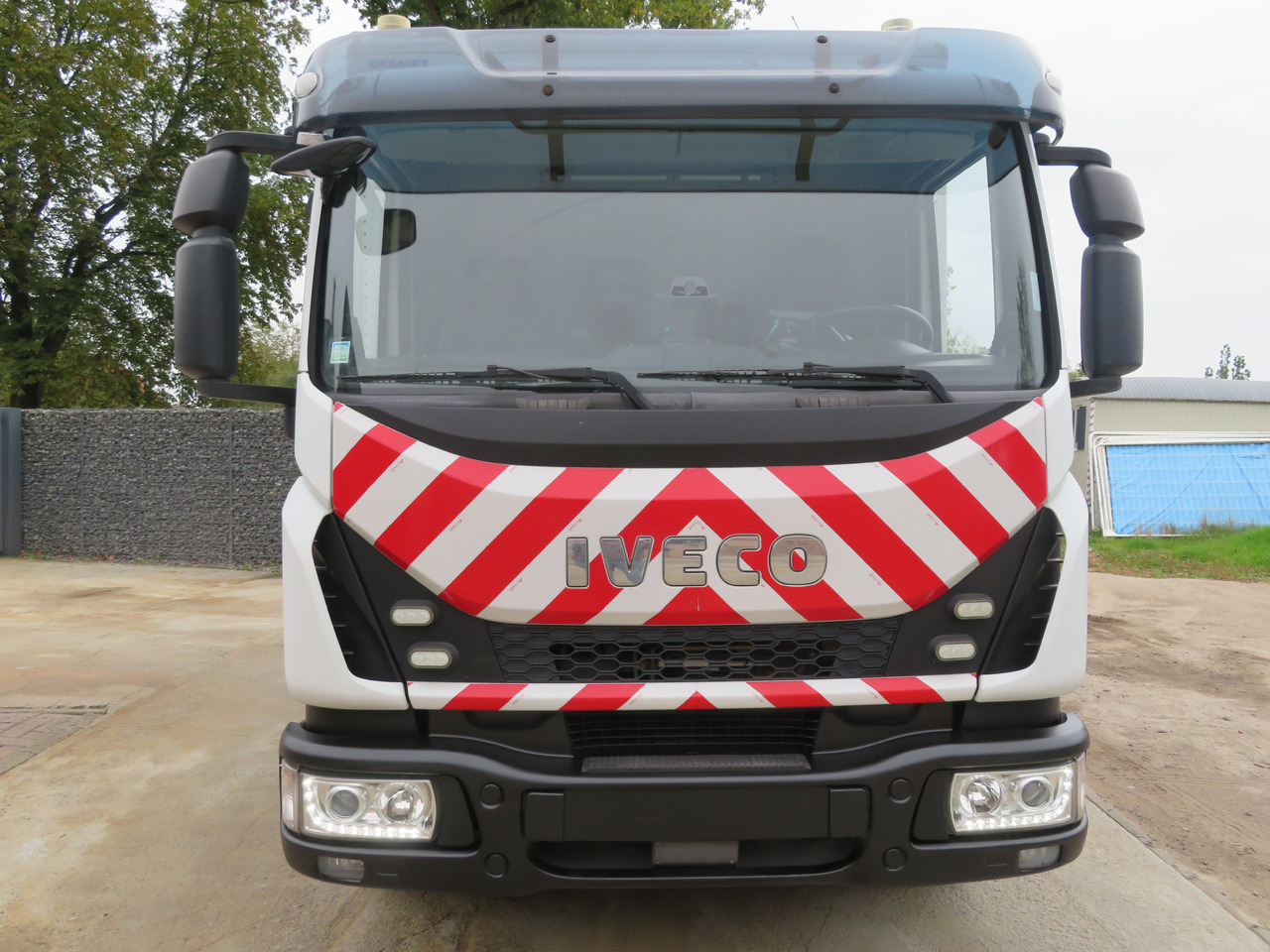 Iveco Eurocargo 120EL - شاحنة مقفلة: صورة 2 Iveco Eurocargo 120EL - شاحنة مقفلة: صورة 2