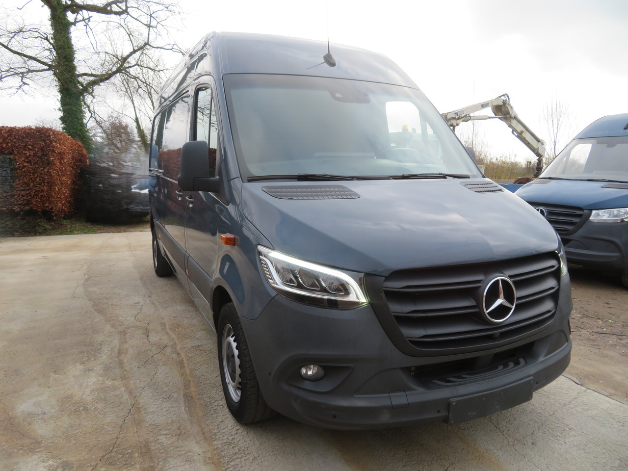 Mercedes-Benz Sprinter 317cdi - 9GTronic - A2H2 - فان: صورة 1 Mercedes-Benz Sprinter 317cdi - 9GTronic - A2H2 - فان: صورة 1
