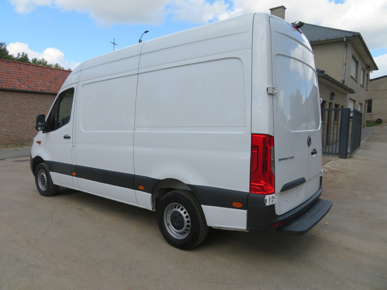 Mercedes-Benz Sprinter 317cdi - A2H2 - شاحنة التوصيل: صورة 5 Mercedes-Benz Sprinter 317cdi - A2H2 - شاحنة التوصيل: صورة 5