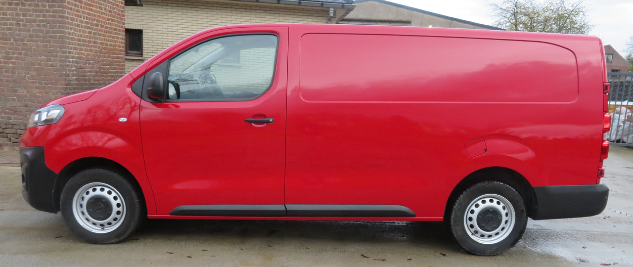 Opel Vivaro 1.5 Blue HDi XL - فان المدمجة: صورة 4 Opel Vivaro 1.5 Blue HDi XL - فان المدمجة: صورة 4